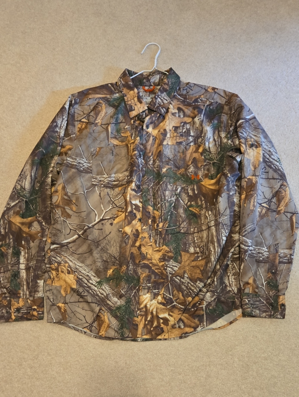 Under Armour Realtree Loose Heat Gear Button Down Long Sleeve Shirt Men's XL